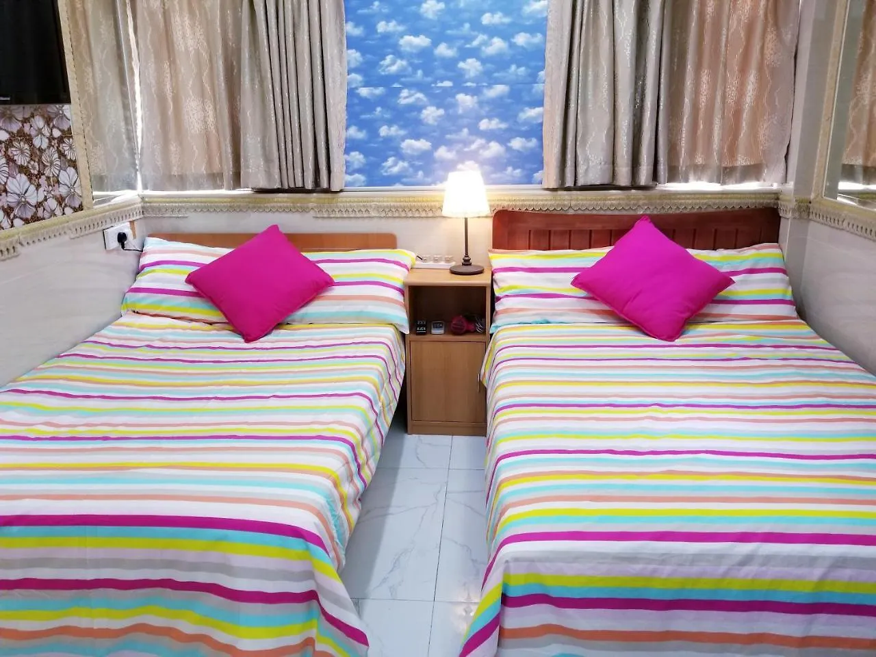 Longwin Hostel Hong Kong