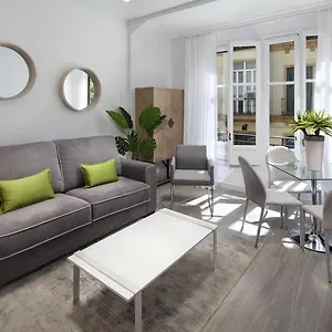 bonito-apartamento-en-centro-histrico-de-mlaga.es-andalucia.com/