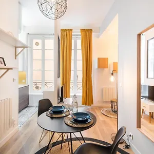 honore-suite-baleine.hotels-rhonealpes.com/